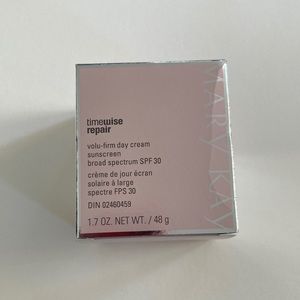 TimeWise Repair Volu-Firm day cream sunscreen broad spectrum SPF 30 New in box